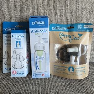 Dr. Brown's Anti-Colic Baby Bottle and Nipple Set - Blue and White